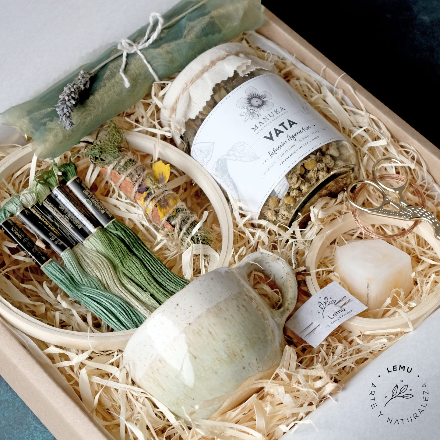 KIT DE BORDADO SIMBÓLICO Y RITUAL